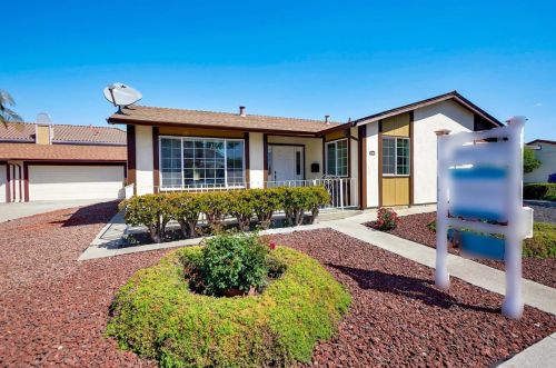 2561 Autumnvale Dr, San Jose, CA 95132-1005