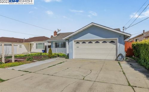1570 Leonard Dr, San Leandro, CA 94577-2425