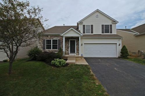 730 Salinger Dr, Lithopolis, OH 43136-9718