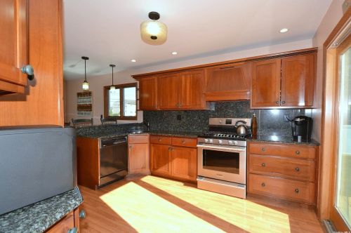 1632 Church St, Holbrook NY  11741-5818 exterior