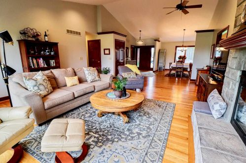 628 Willowbrook Ln, Covington, KY 41017-3242