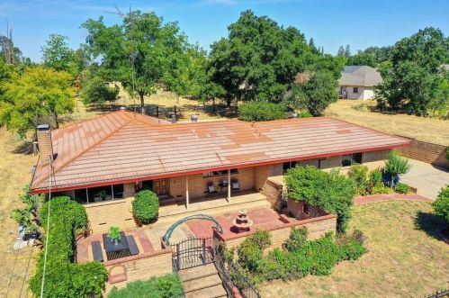 6329 Chestnut Ave, Citrus Heights, CA 95662-4206