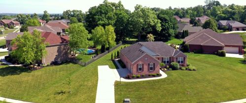 1255 Catalpa Ridge Dr, Liberty Township, OH 45036
