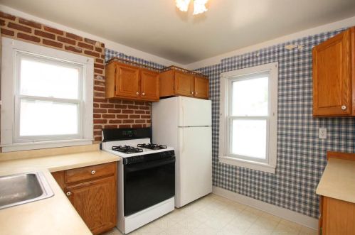 104 Bischoff St, Fond Du Lac, WI 54935-2424