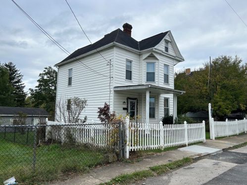 503 Green St, West Brownsville, PA 15417-2107