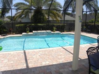 3535 Shady Woods St, Jacksonville, FL 32224-4828