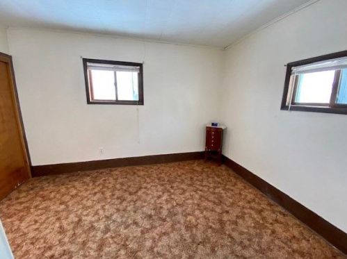 230 Church St, Dodgeville WI  53533-1208 exterior