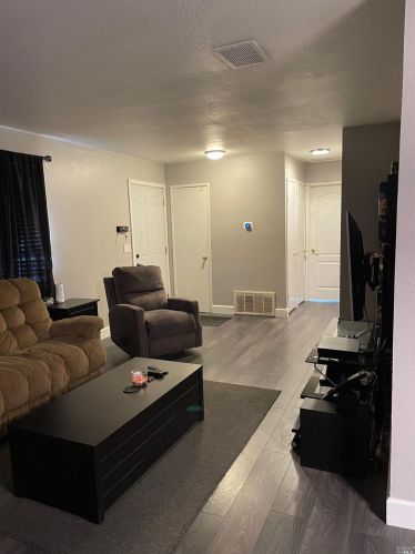 1940 Aletha Ln, Vacaville CA  95687-6104 exterior