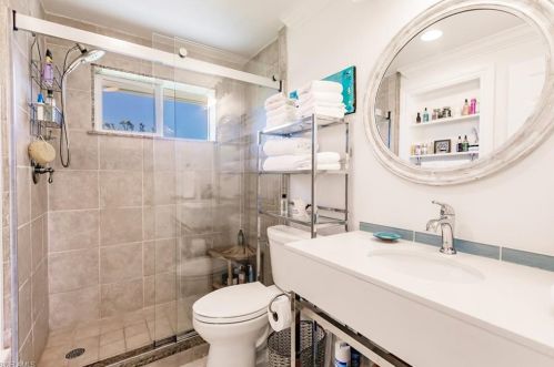 529 100th Ave, Naples FL  34108-2235 exterior