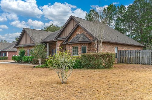 349 Whispering Way, Freeport, FL 32439-6551