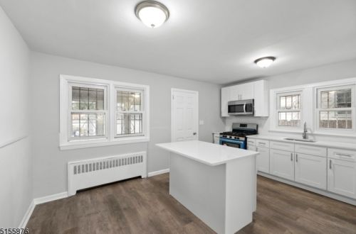 404 Tremont Ave, East Orange NJ  07018-1026 exterior