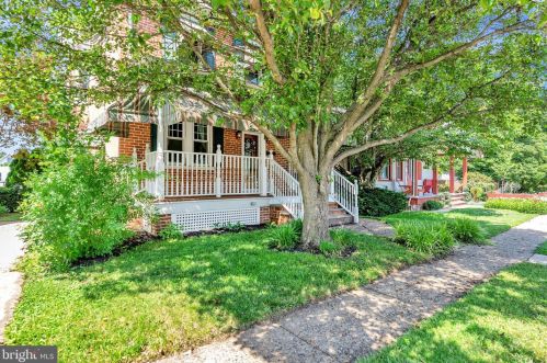 19 Summit Ave, Wilmington, DE 19804-1347