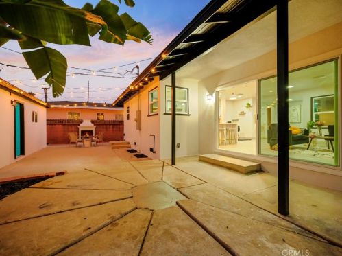 12912 Gramercy Pl, Gardena CA  90249-1808 exterior