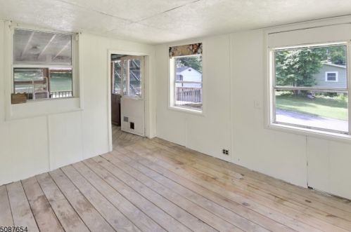 131 Mount Pisgah Ave, Oxford NJ  07863-3070 exterior