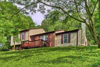 13985 Laurel Rd, Cross Roads, PA 17322-7931