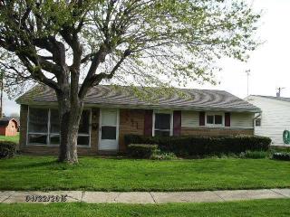 241 Park Ave, London, OH 43140-1140