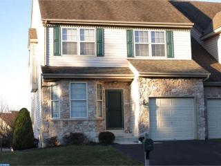 5169 Barness Ct, Gardenville, PA