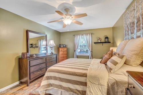 1201 Buckingham Cir, Middletown NJ  07748-3453 exterior