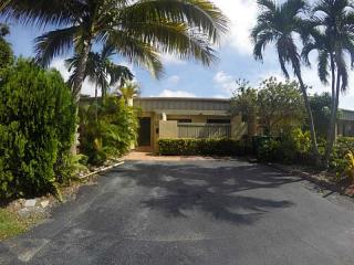 10573 73rd Ter, Miami, FL 33173-2965