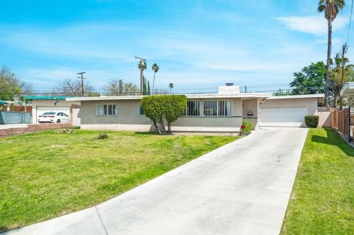 6719 Osbun Rd, San Bernardino, CA 92404-5632