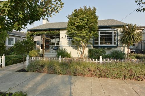 1553 Glen Dr, San Leandro, CA 94577-3033