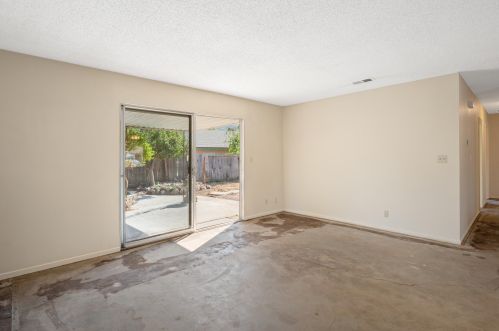 1674 Juniper Ave, Solvang CA  93463-2828 exterior