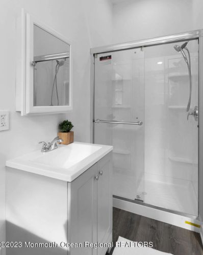 11 Fisher Pl, Tinton Falls NJ  07701-2317 exterior