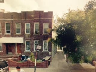 1541 11th St, Brooklyn, NY 11204-6237