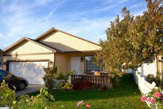 1704 5 Pl, Kennewick WA  99336-9581 exterior