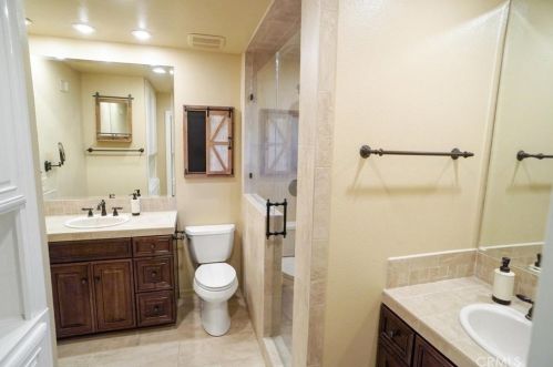 3367 Weatherford Ct, Simi Valley CA  93063-1328 exterior