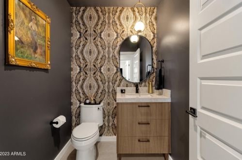 1812 11th Ave, Phoenix AZ  85007-1714 exterior