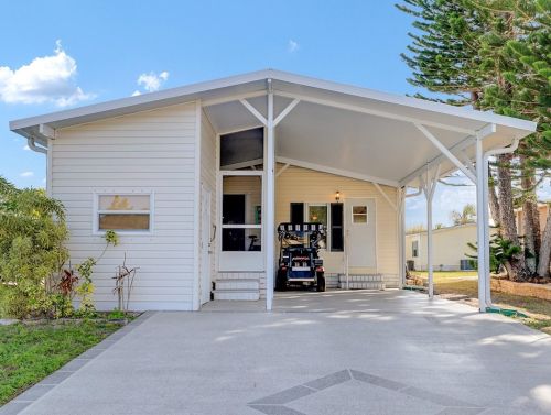 243 Mangrove Bay Pl, Fort Pierce FL  34982-7929 exterior