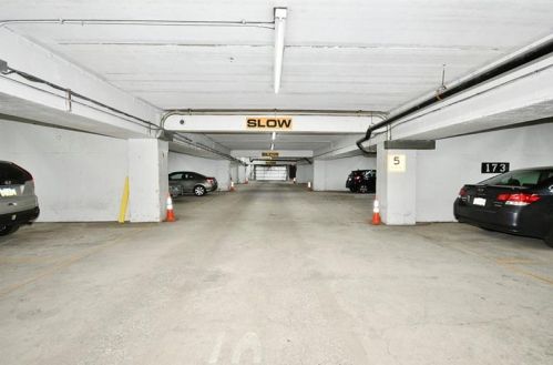 5600 Munhall Rd, Pittsburgh PA  15217-2067 exterior