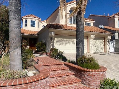25519 Longfellow Pl, Santa Clarita, CA 91381-1505