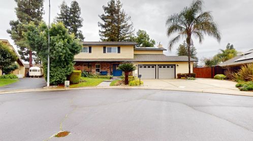 6707 Lynch Ave, Riverbank, CA 95367-2110