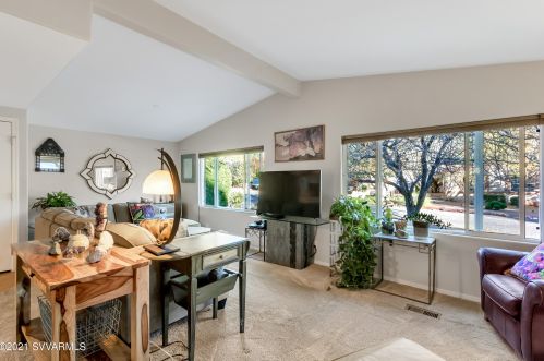 75 Monte Vis Ln, Sedona AZ 86336-5580 exterior