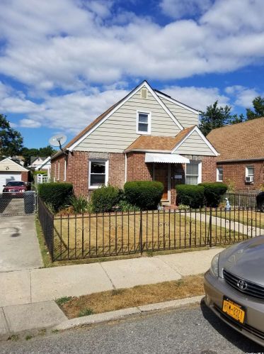 227-19 109th Ave, Jamaica, NY 11429-1410