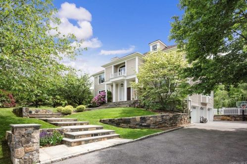 4 Nicols Ct, White Plains, NY 10604-1114