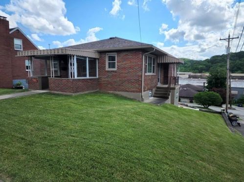 4302 3rd St, Mckeesport, PA 15132-6007