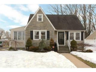 75 Willry St, Woodbridge, NJ 07095-2441