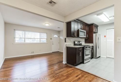 21 Maplewood Dr, Bricktown NJ  08723-3353 exterior