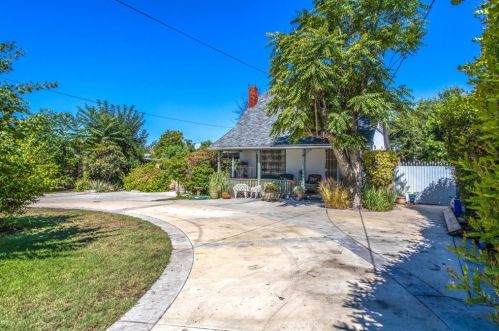 9529 Hayes St, Riverside, CA 92503-3602