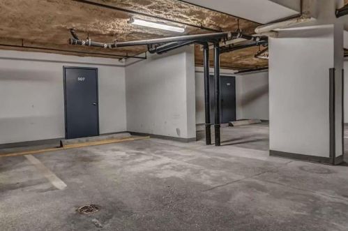 10 Mountain Laurels Dr, Nashua NH  03062-2249 exterior