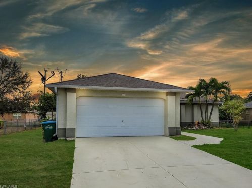 809 11th Pl, Cape Coral, FL 33991-2467