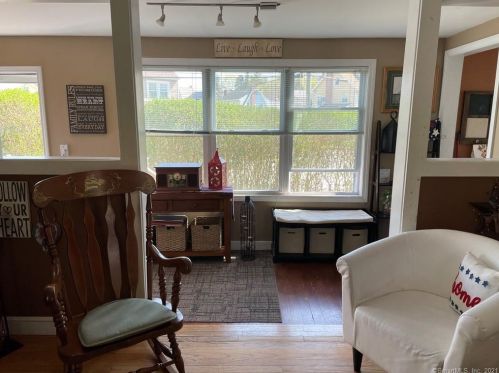 164 Vauxhall St, United States Coast Guard Ac CT  06320-3822 exterior