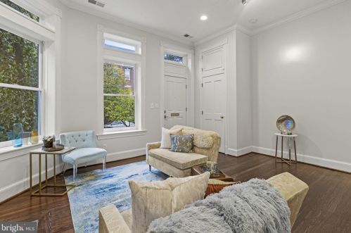 2100 R St, Washington, DC 20008-1906