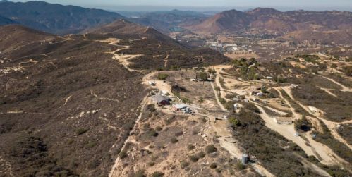 15863 Sequan Truck Trl, Alpine CA  91901-3501 exterior