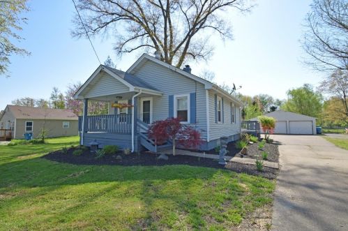 32 Huntington Ave, Amelia, OH 45102-1912