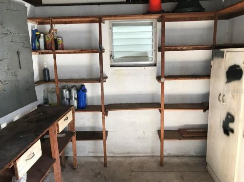 2046 Orange Dr, Tarpon Springs FL  34691-4238 exterior