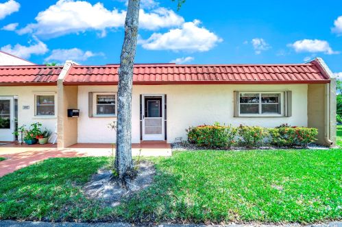 199 Lake Frances Dr, West Palm Beach, FL 33411-2342